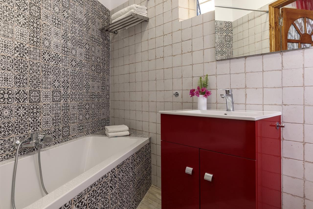 Ai Yanni Boutique Rooms Rhodes City Extérieur photo
